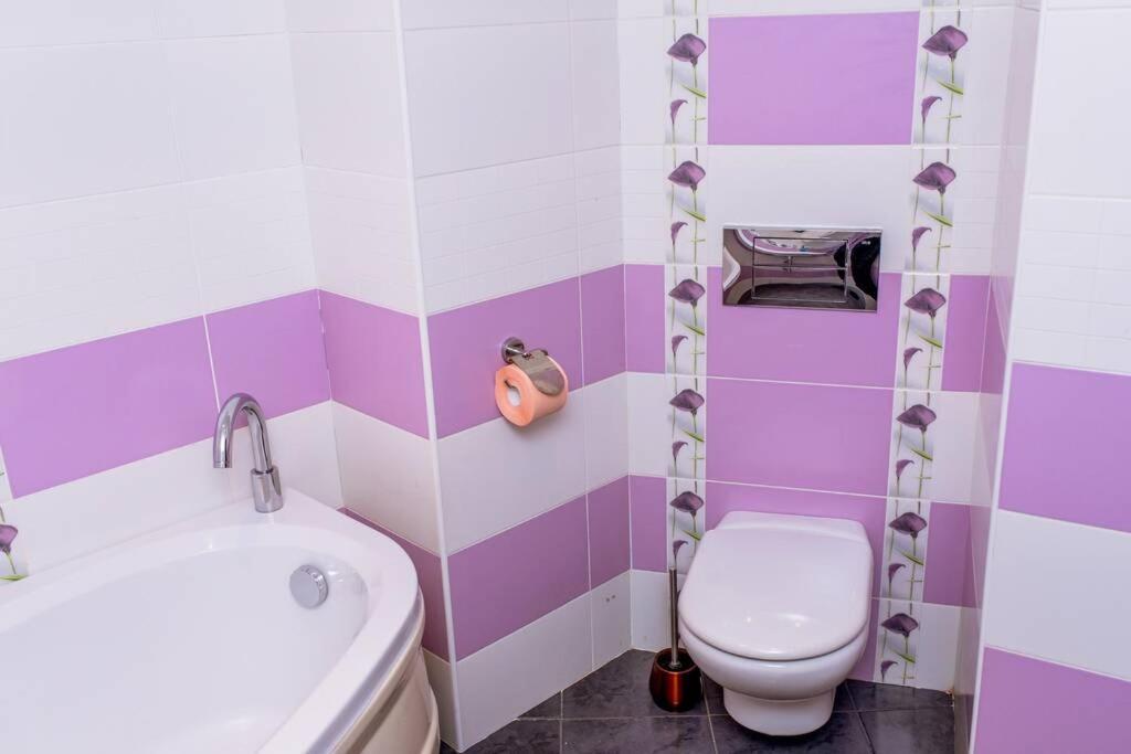 Sea View Apartment Next To Sea Garden And Beach Varna Exterior foto