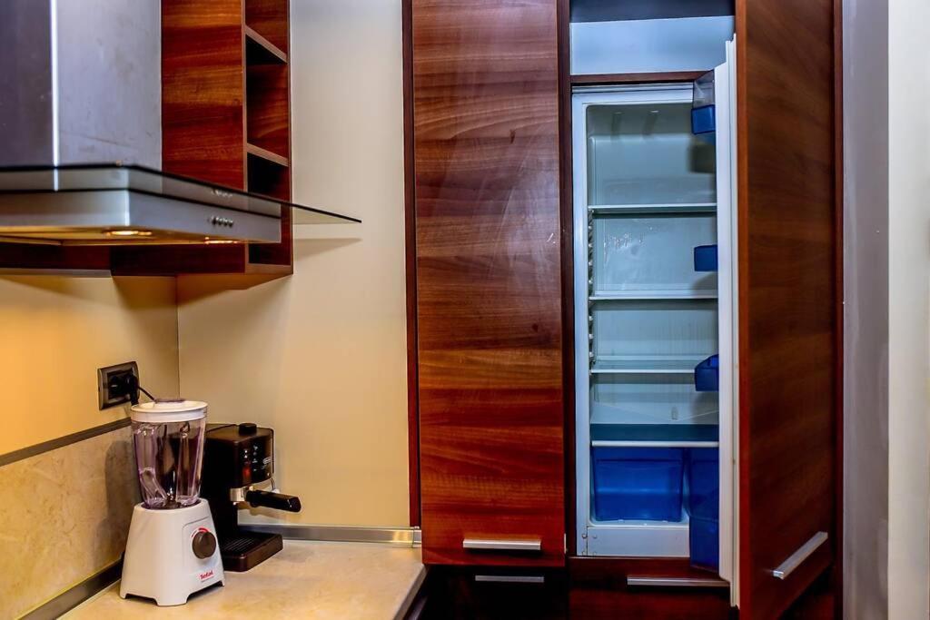 Sea View Apartment Next To Sea Garden And Beach Varna Exterior foto