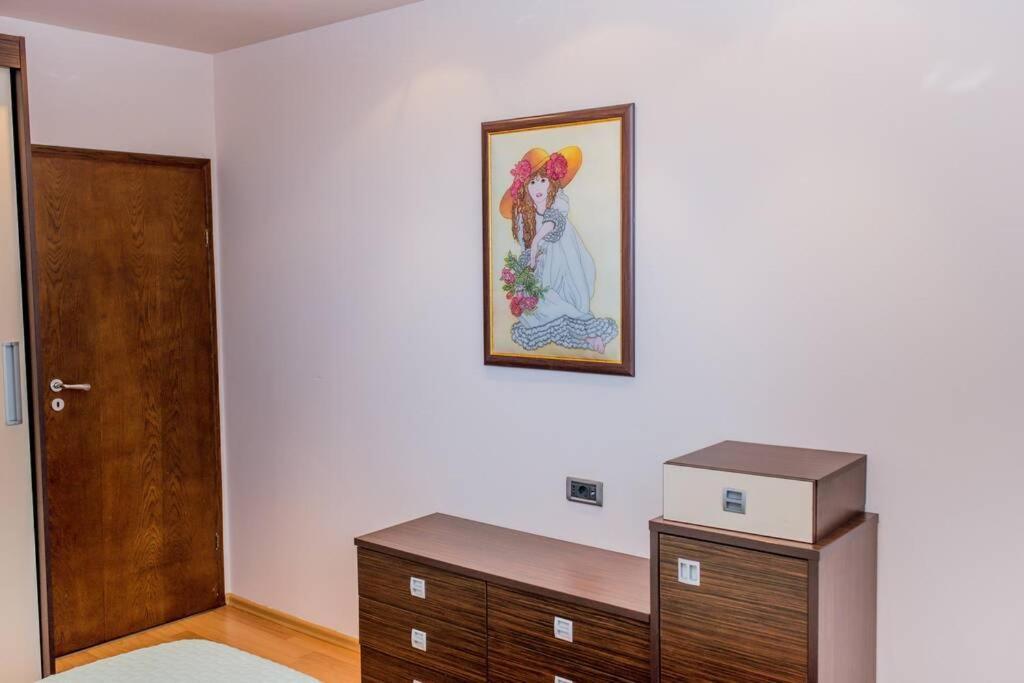 Sea View Apartment Next To Sea Garden And Beach Varna Exterior foto